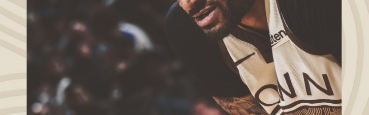 开云棋牌下载-12分4板3助3断！勇士官方晒海报&amp;小佩顿入镜：重回胜利轨道