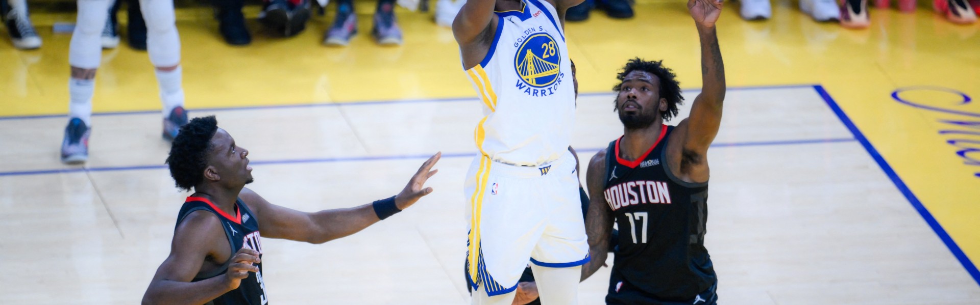 开云体育下载安装-库里：你能看出贝西的比赛感觉很好&amp;他充满侵略性 14分12板很关键