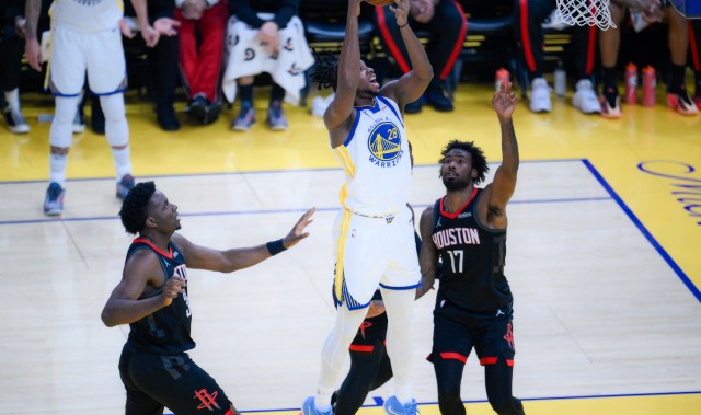 开云体育下载安装-库里：你能看出贝西的比赛感觉很好&amp;他充满侵略性 14分12板很关键